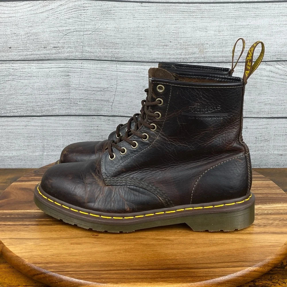 Dr Martens The Original 11822 Dark Brown Leather Crazy Horse Lace Up Boot Men 10